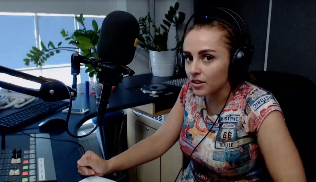 Катя гончаренко камеди радио фото