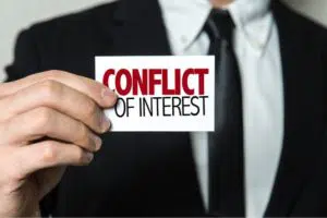 What Can Crowds do Against Manipulation of and by Governments?