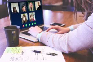 How To Use Crowdsourcing for Financial Services